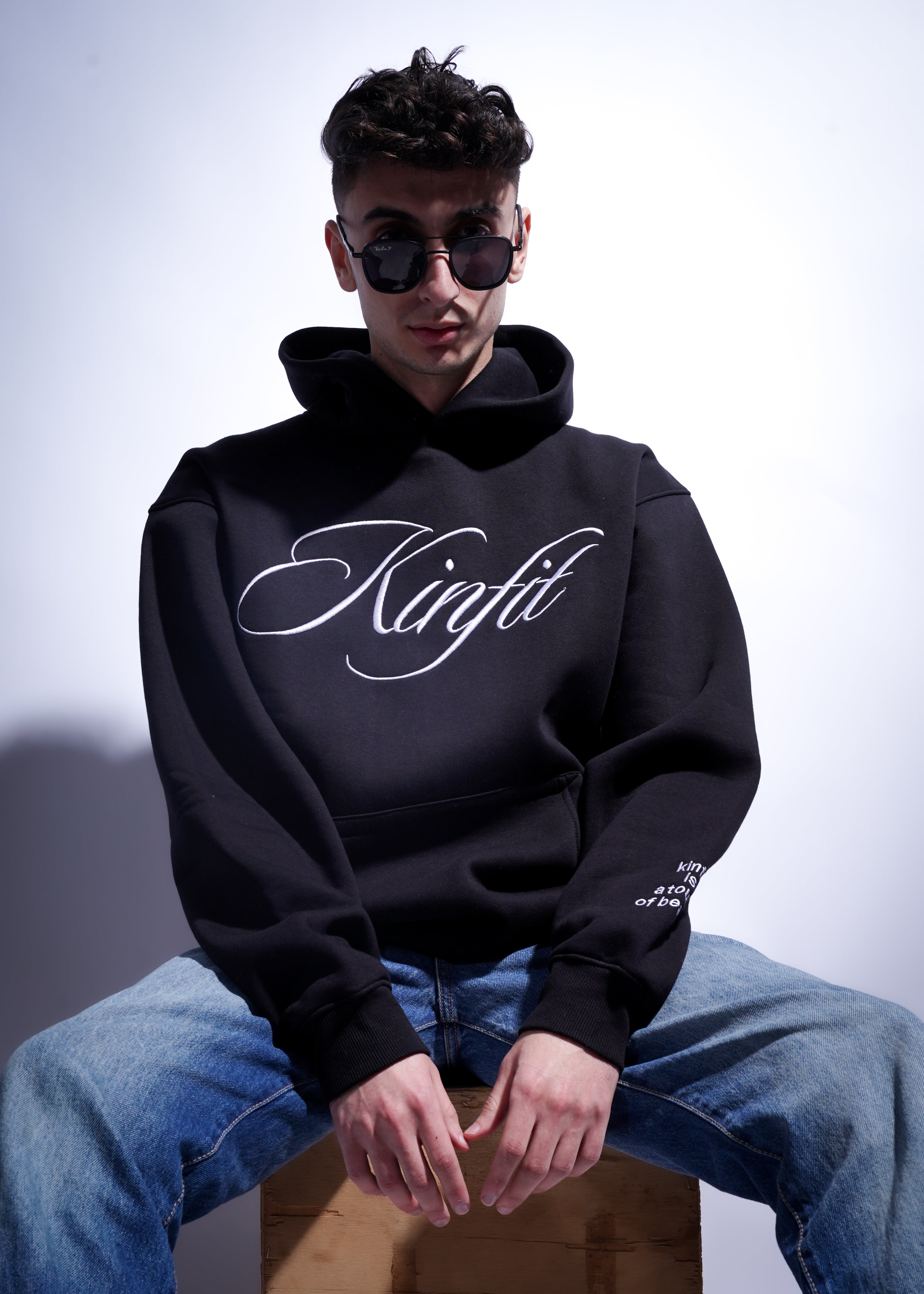 Oversized Kinfit Hoodie - Black