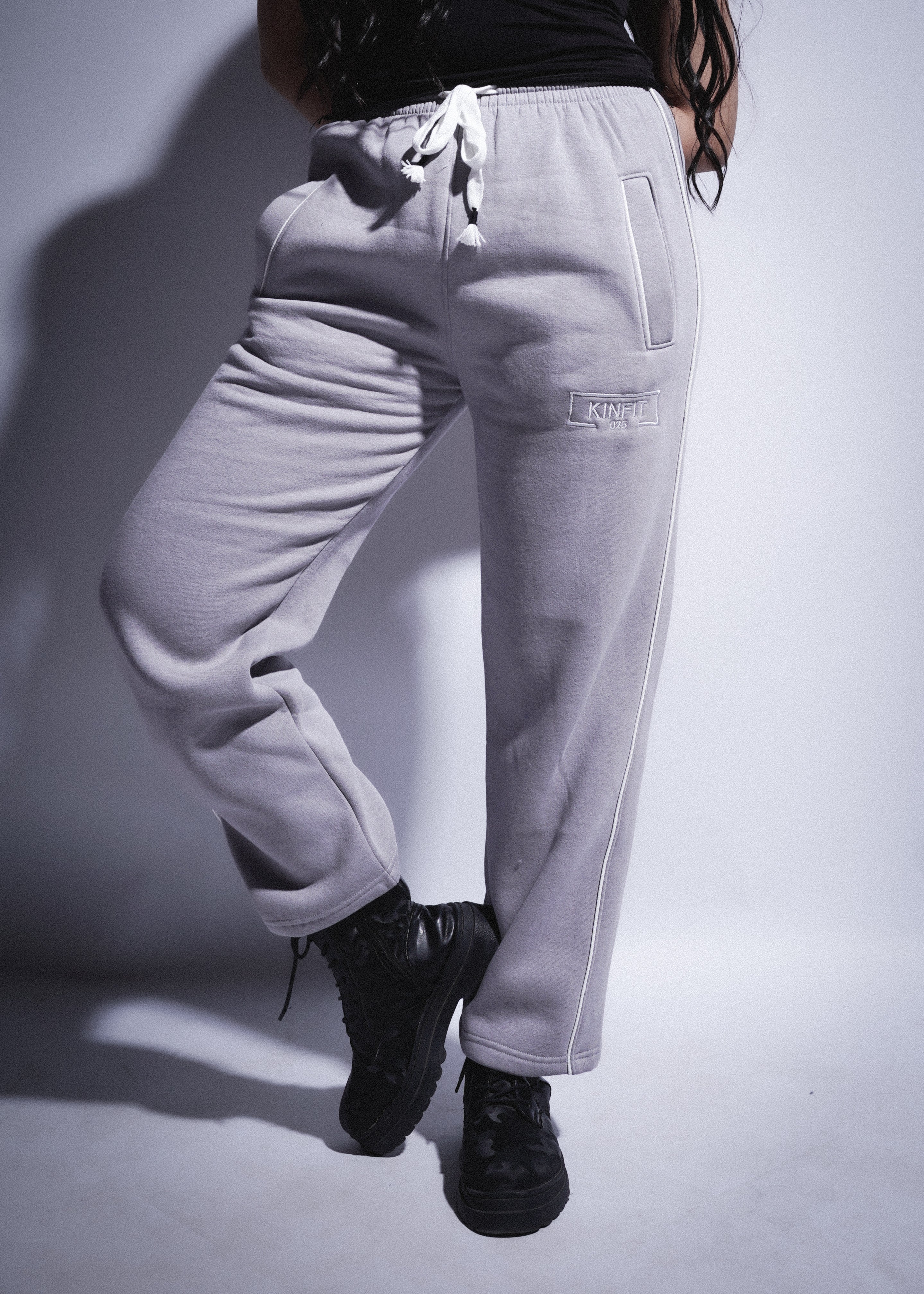 Piped Sweetpants - Gray